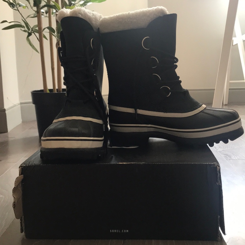 Sorel Caribou Boots